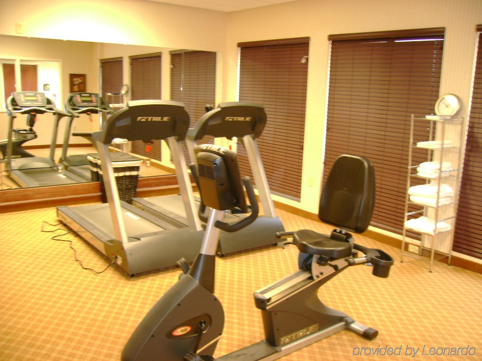 Holiday Inn Express Hotel & Suites Canton By Ihg Съоръжения снимка
