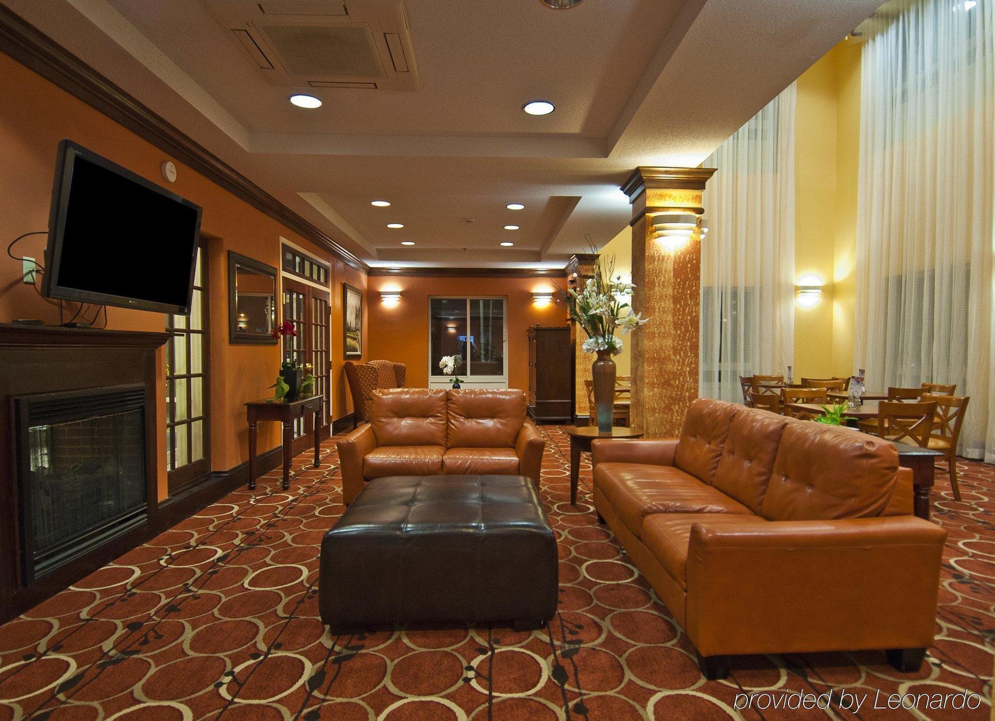 Holiday Inn Express Hotel & Suites Canton By Ihg Екстериор снимка