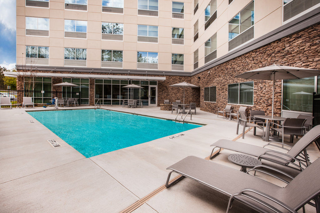 Holiday Inn Express Hotel & Suites Canton By Ihg Екстериор снимка
